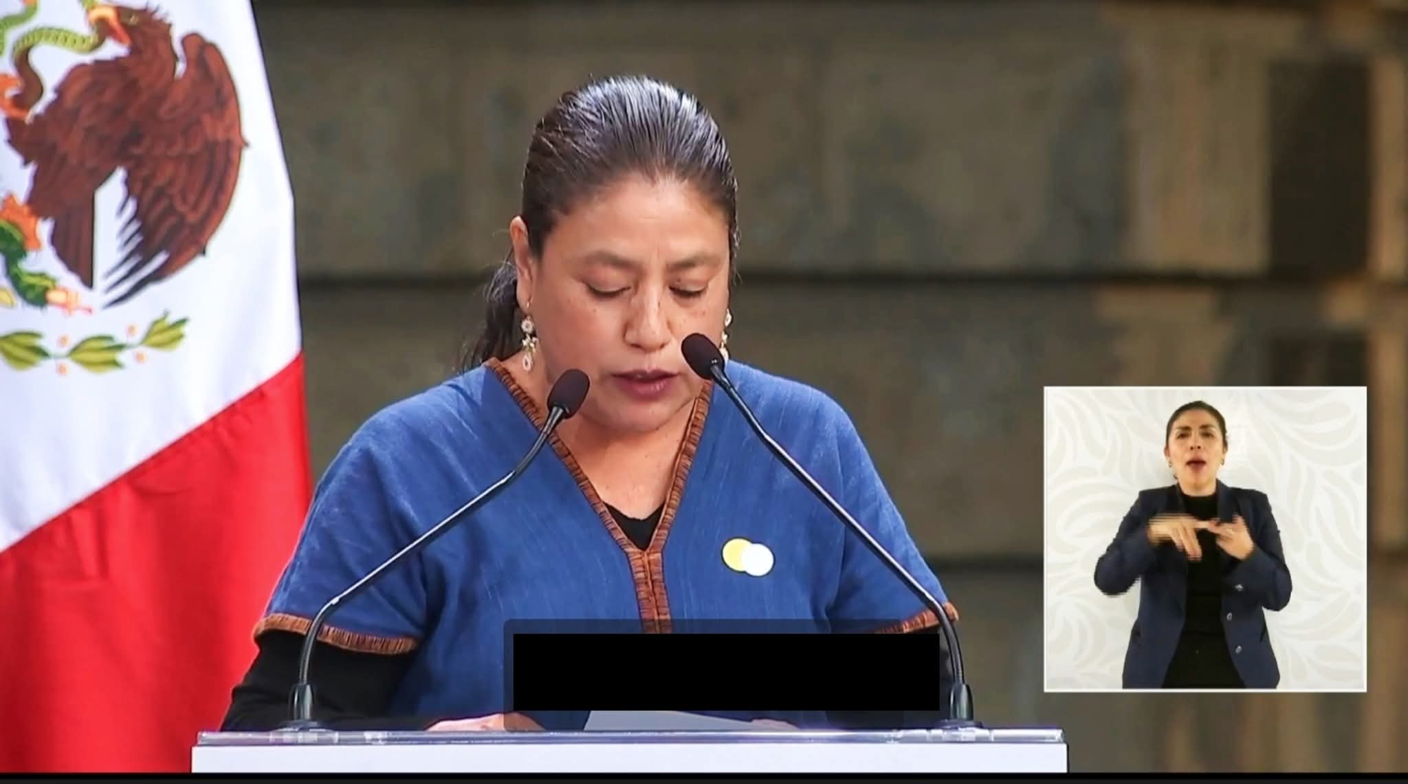 Milca Raudales Rectora de la UIP se da banquetes mientras maestros no cobran y alumnos ...